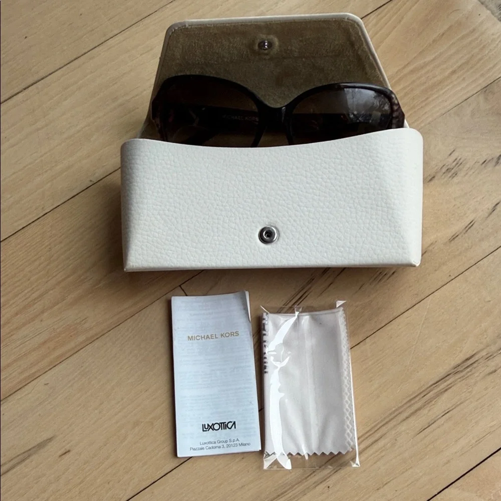 Michael Kors Cuiaba MK6013 Dark Tortoise Sunglasses Oversized 301913 57mm NEW - Picture 8 of 10